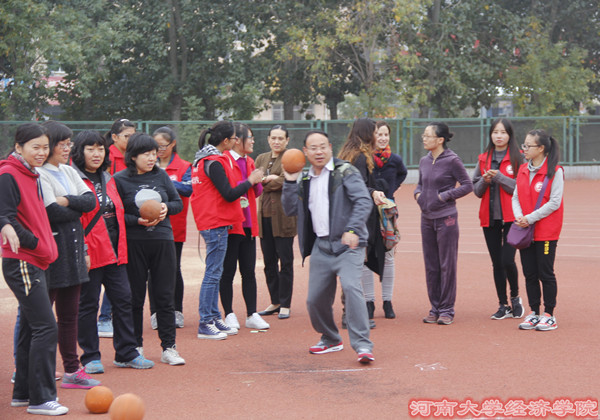 王书记参加比赛